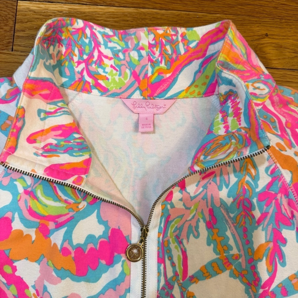 Lilly Pulitzer Skipper Popover 1/2 Zip Scuba to Cuba Resort Multi - Size Small - Picture 6 of 6